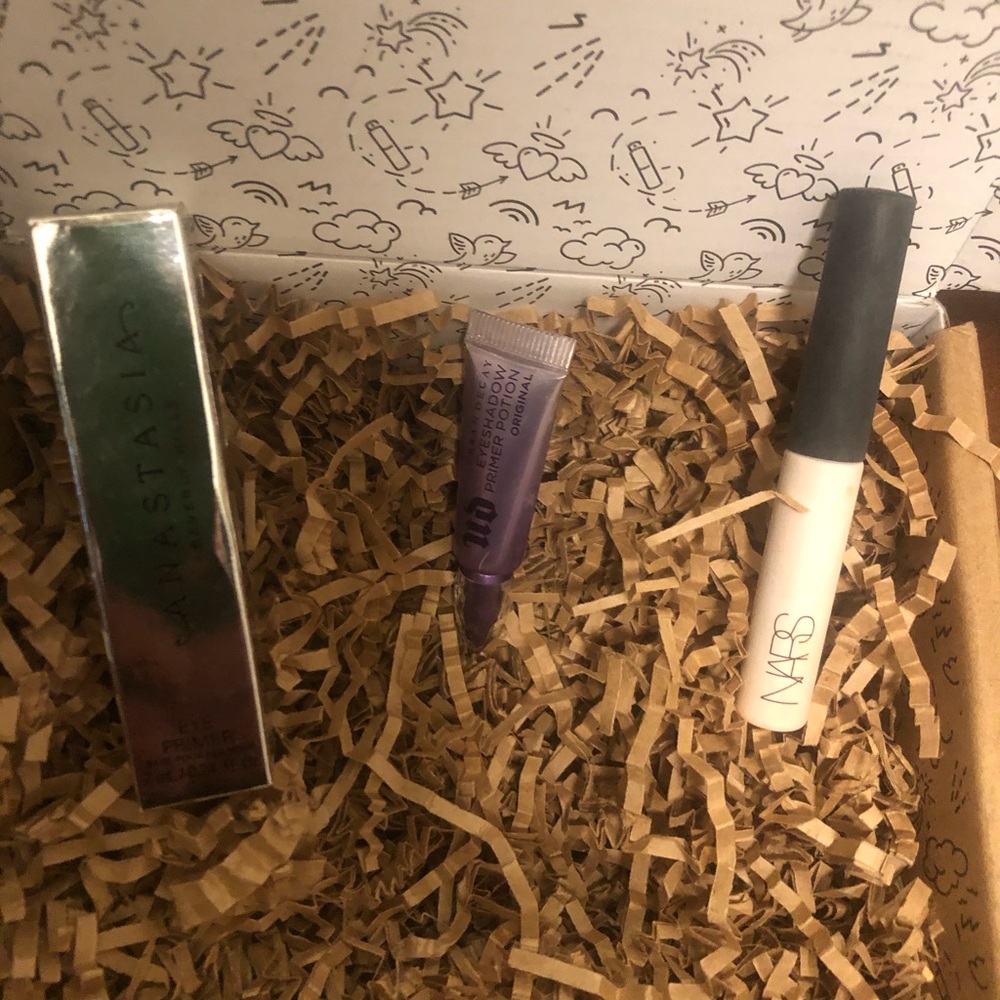 Eyeshadow primer bundle 💜